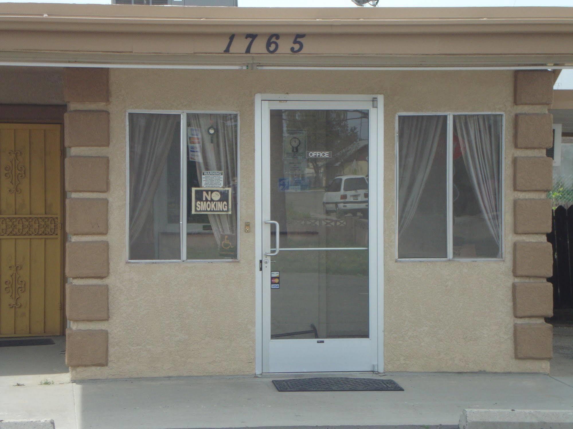 Motel 6 Selma, Ca Exteriör bild