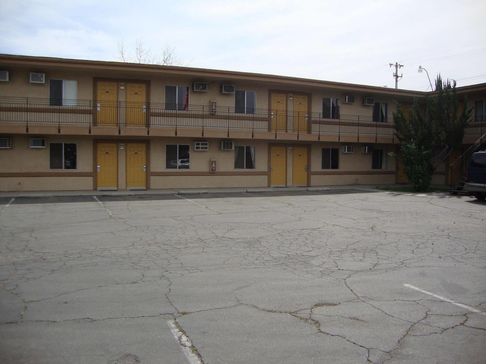 Motel 6 Selma, Ca Exteriör bild